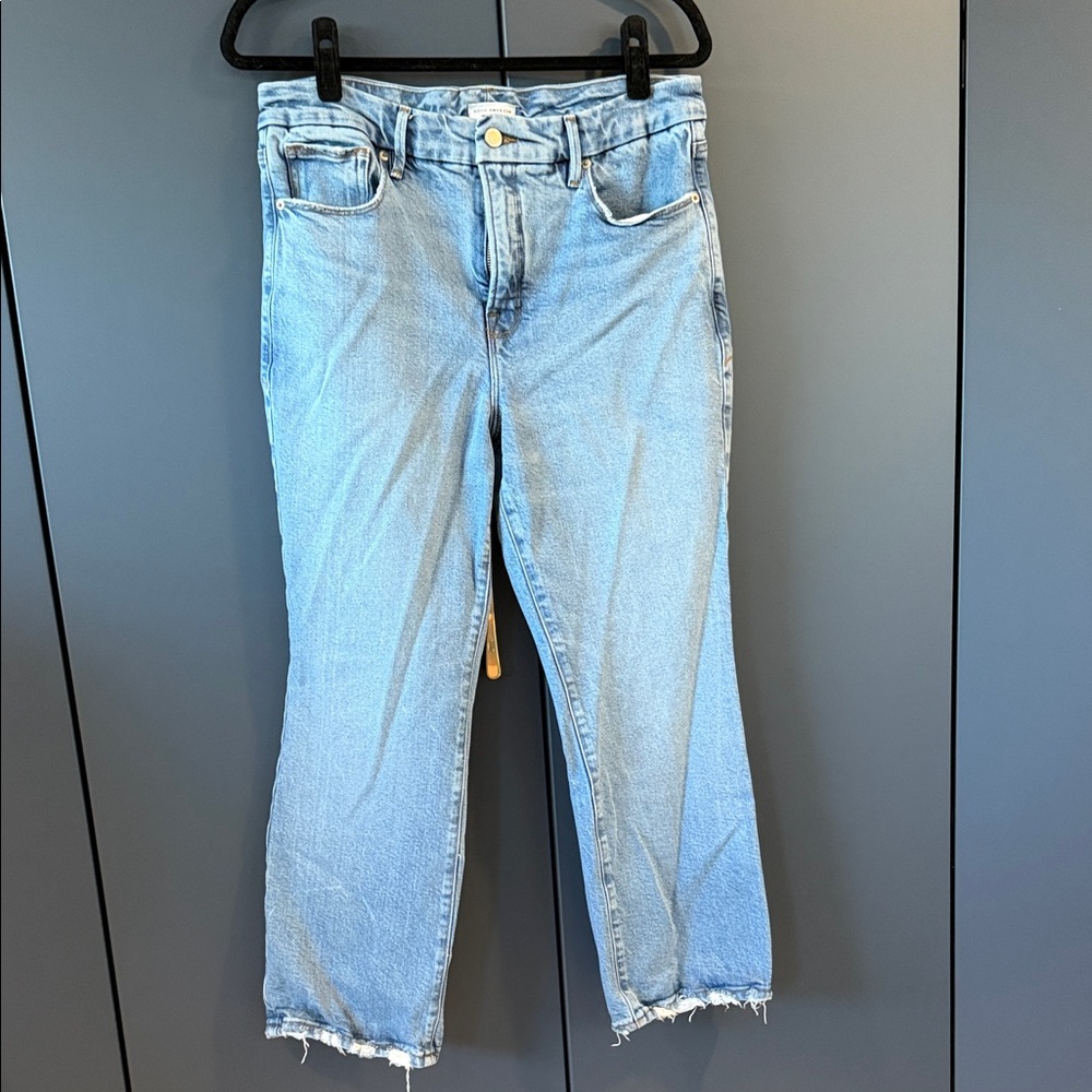 Good American Cropped straight leg mid rise jean